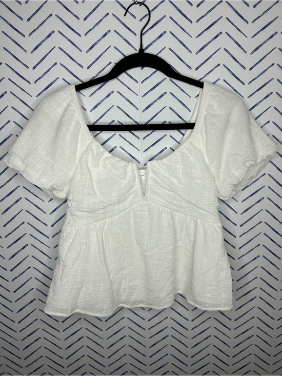 KIRIOUS LOS ANGELES Tops - Kirious Los Angeles White Gauze Baby Doll Top Puff Sleeves Small